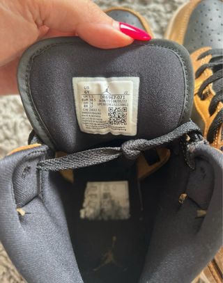 Nike Air Jordan Nero Oro