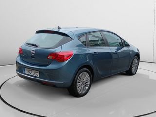Opel Astra Selective