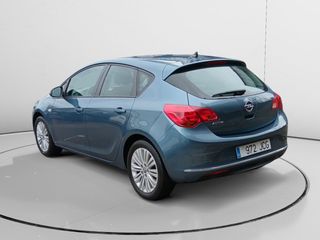 Opel Astra Selective