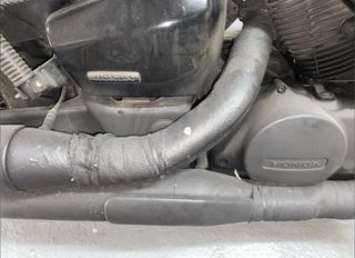 Escapes Honda Shadow 750 (2011)