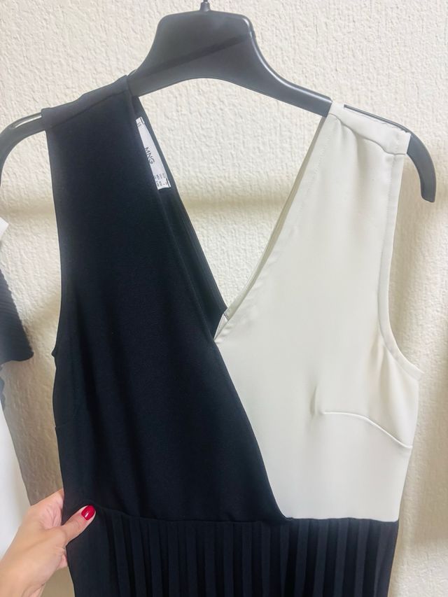 Vestido midi bicolor con falda plisada de Mango