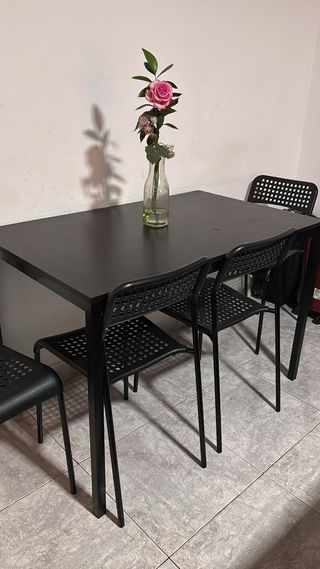 Comedor negro 4 sillas
