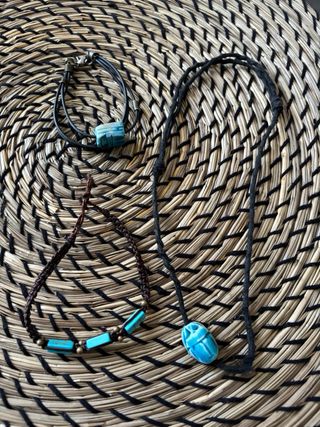Conjunto collar y pulseras estilo egipcio