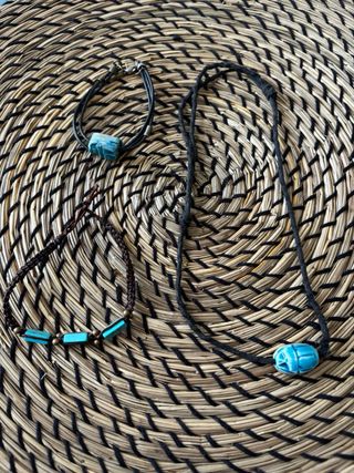 Conjunto collar y pulseras estilo egipcio