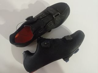 Zapatillas Ciclismo Luck Talla 40