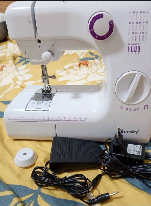 Máquina de coser Bluesky BSEW2016