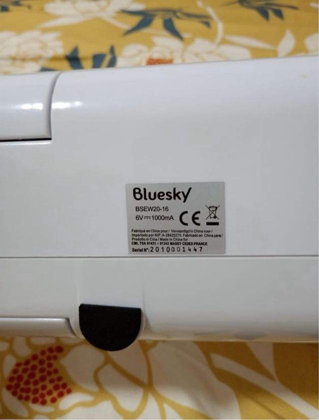 Máquina de coser Bluesky BSEW2016