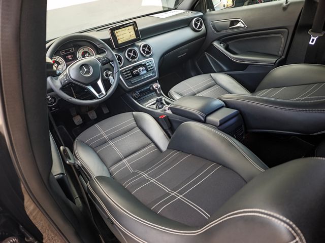 Mercedes-Benz Clase A 200d Sport Urban 136cv