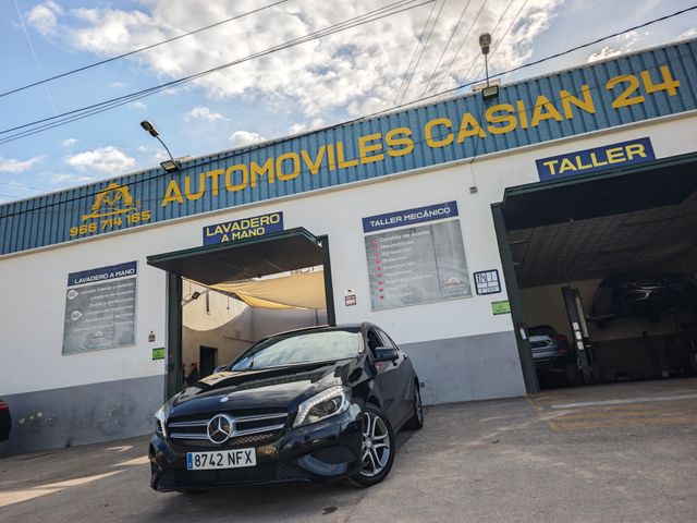 Mercedes-Benz Clase A 200d Sport Urban 136cv