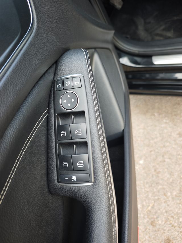 Mercedes-Benz Clase A 200d Sport Urban 136cv