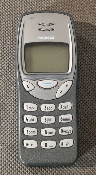 NOKIA 3210