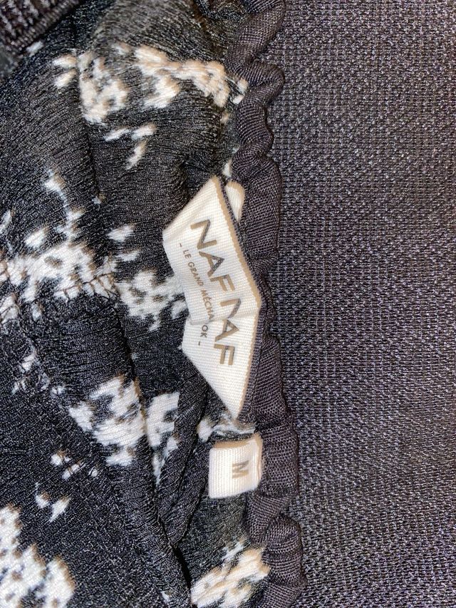 Falda con volantes y cintura elástica