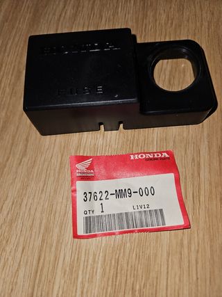 Tapa fusible Honda XL600