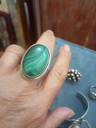 Anillo de Plata con Piedra Amarilla
