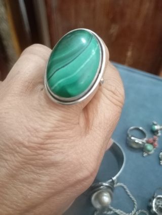 Anillo de Plata con Piedra Amarilla