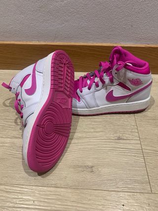 Nike Jordan Talla 36 Rosa y Blanco