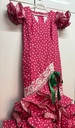 Vestido de gitana rosa con lunares