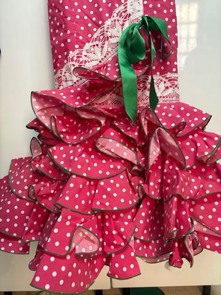 Vestido de gitana rosa con lunares