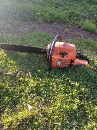 Motosierra Husqvarna 263CD