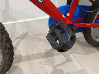 Bicicleta infantil 12 con ruedines