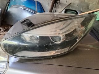 Faro Renault Megane