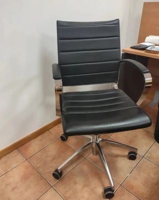 Silla de escritorio moderna