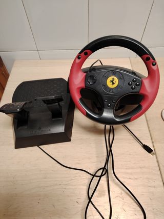 Volante Thrustmaster Ferrari para PS3