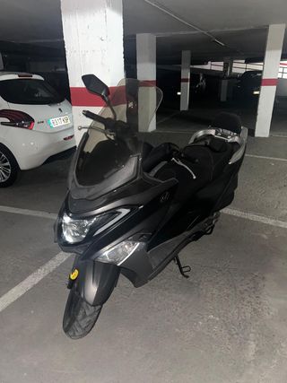 Daelim 125 Scooter