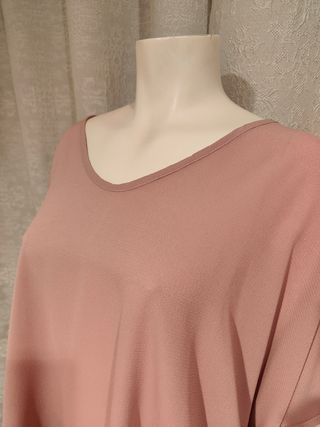 Top rosa amplio y ligero talla única