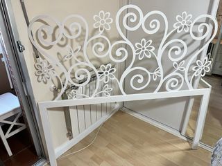 Cabecero de forja decorativo en blanco 135cm