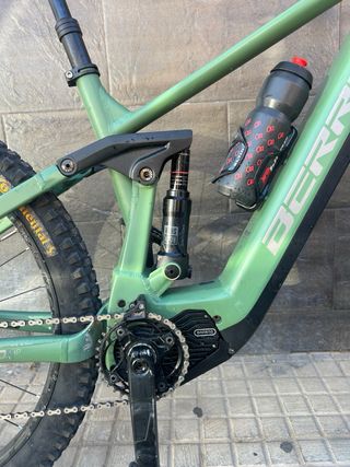Bicicleta eléctrica Berria Mako Hybrid HP