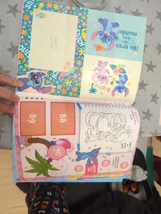 Álbum Panini Stitch SuperScrapBook Disney
