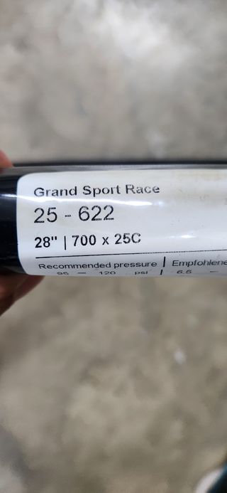 Neumático Continental Grand Prix Race