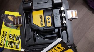 Nivel Láser DeWalt 30m 100m