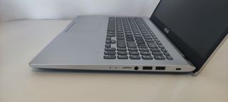 Portátil Core i7 10ª Gen 8GB RAM SSD HDMI