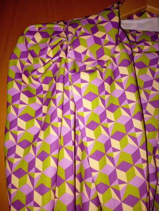 Traje de chaqueta estampado geométrico