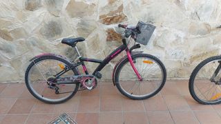 Bicicleta infantil B'TWIN rosa
