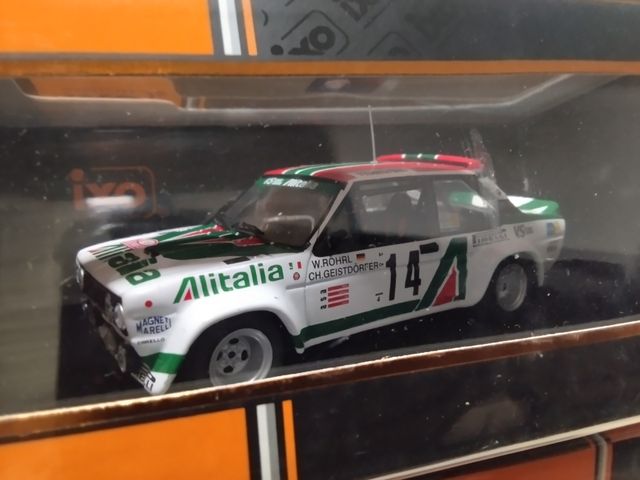 Fiat 131 Abarth Rally #14 Air Italia a Ixo 1/43