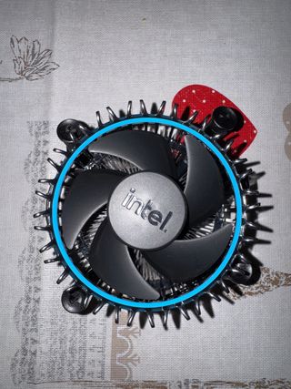 Ventilador Intel LGA1700 i5-12400F