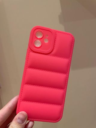 Custodia imbottita rosa per iPhone 12