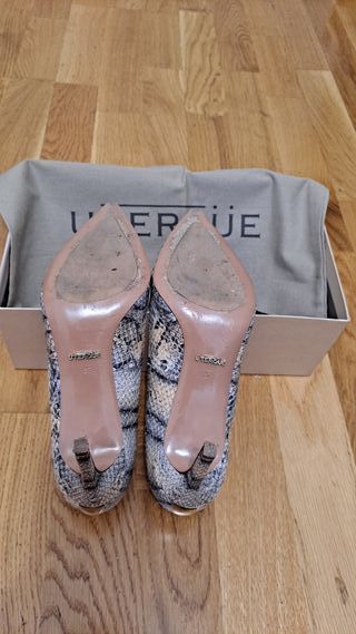 Zapato Salón Piel Serpiente Uterqüe