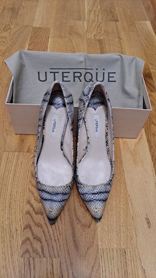 Zapato Salón Piel Serpiente Uterqüe