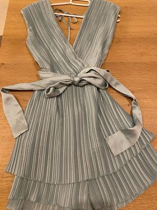 Vestido Zara con skort verde azulado