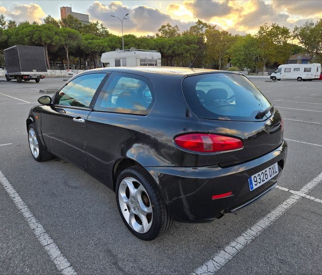 Alfa Romeo 147 2006 "PEGATINA C" 150.000 KM REALES