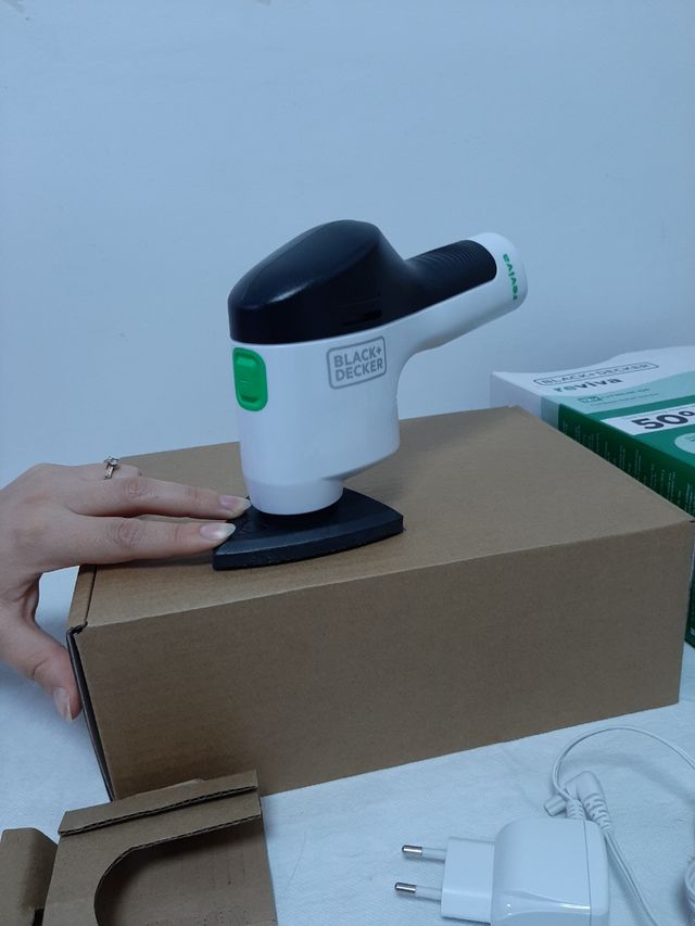 Lijadora BLACK - DECKER, sin estrenar
