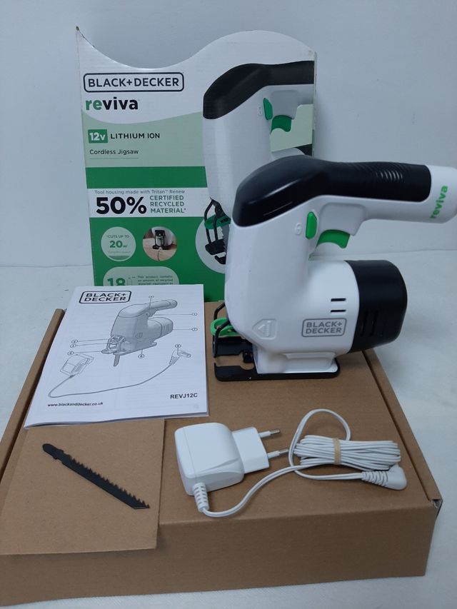 Sierra de calar Black+Decker Reviva 12V