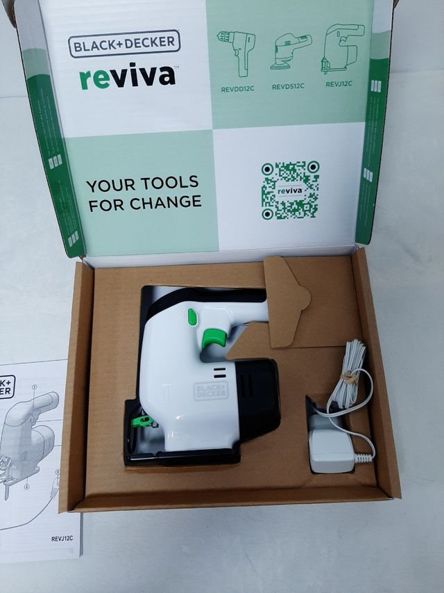 Sierra de calar Black+Decker Reviva 12V