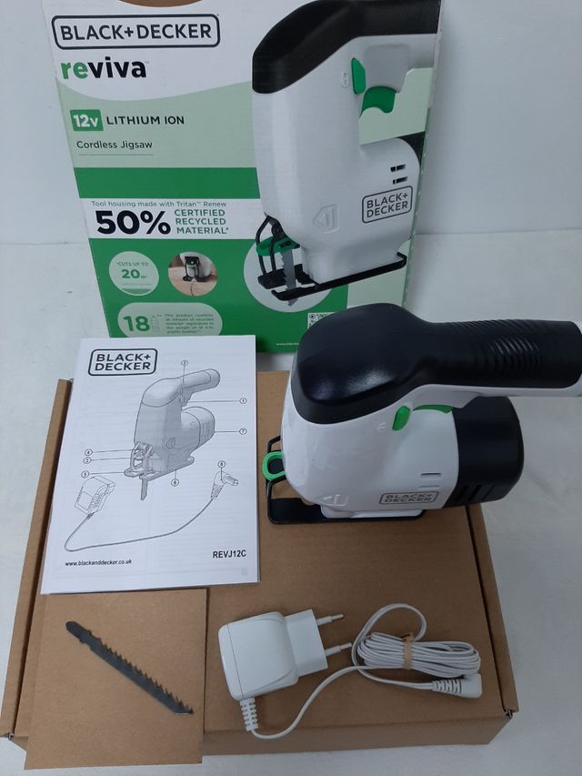 Sierra de calar Black+Decker Reviva 12V