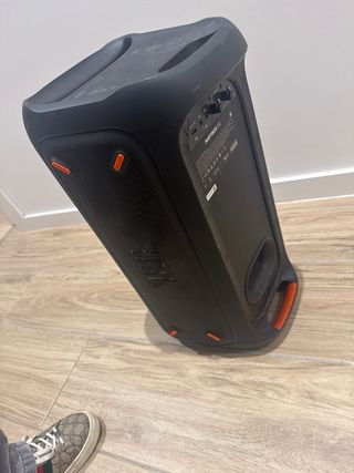 Altavoz JBL PartyBox 100 URGE VENTA