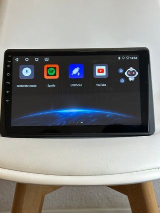 Pantalla de coche Renault Duster